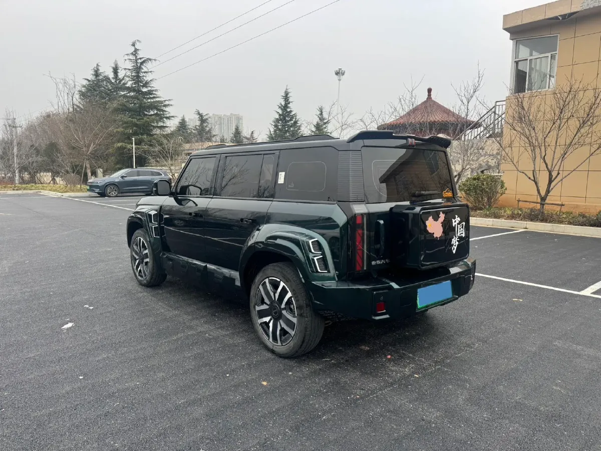 2024 Dongfeng RuiQi 7 2.0T 228HP L4 8AT,autocango,china used car exporter,china ev exporter,chinese used car exporter,chinese used ev exporter