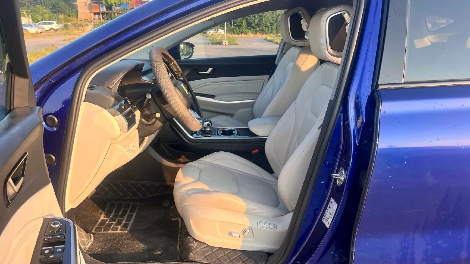 2019 HongQi E-HS3 BEV 52.5KWH,autocango,china used car exporter,china ev exporter,chinese used car exporter,chinese used ev exporter