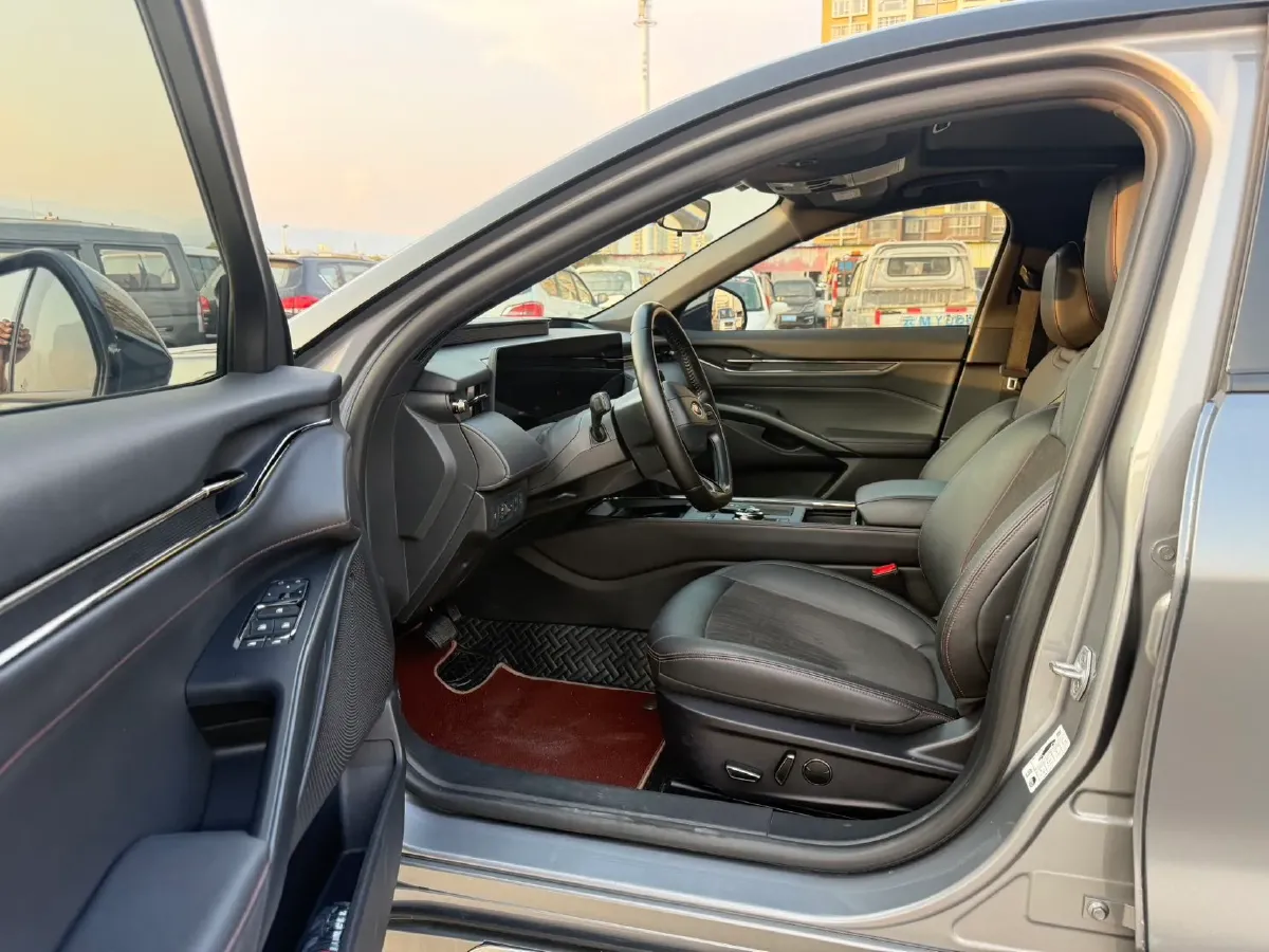 2023 Ford Mondeo 1.5T 190HP L4 8AT,autocango,china used car exporter,china ev exporter,chinese used car exporter,chinese used ev exporter