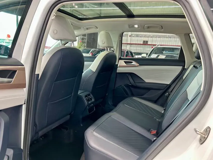 2024 Volkswagen Tharu 1.5T 160HP L4 7DCT,autocango,china used car exporter,china ev exporter,chinese used car exporter,chinese used ev exporter