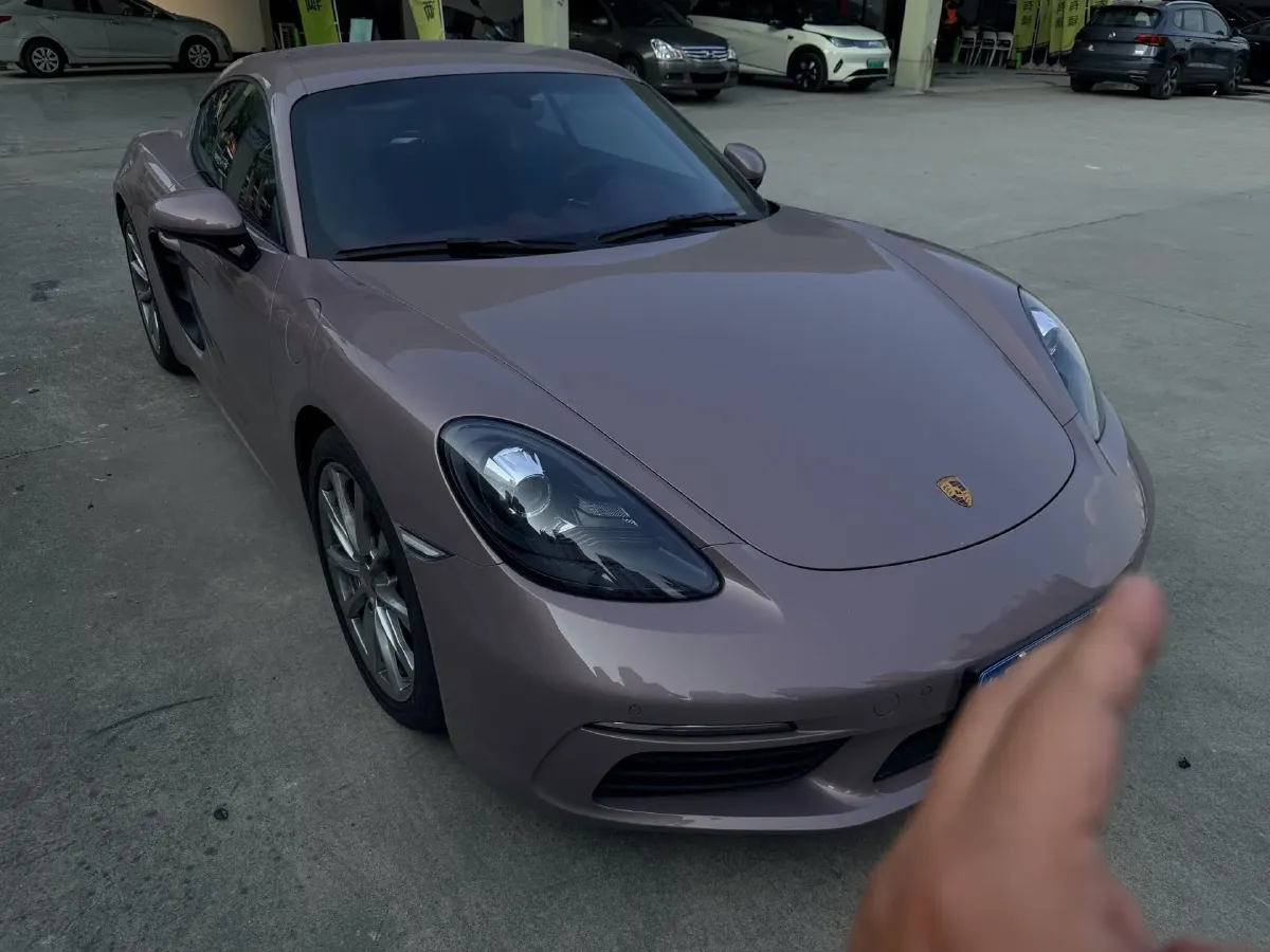 2022 Porsche 718 2.0T 250HP H4 7DCT,autocango,china used car exporter,china ev exporter,chinese used car exporter,chinese used ev exporter