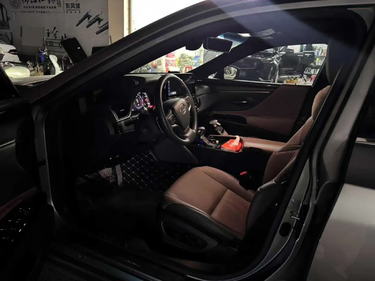 2022 Lexus ES 2.0L 173HP L4 CVT,autocango,china used car exporter,china ev exporter,chinese used car exporter,chinese used ev exporter