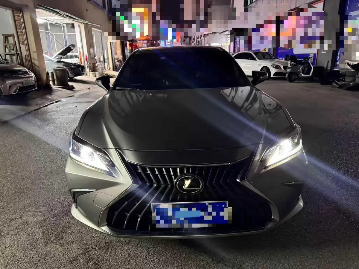 2022 Lexus ES 2.0L 173HP L4 CVT,autocango,china used car exporter,china ev exporter,chinese used car exporter,chinese used ev exporter