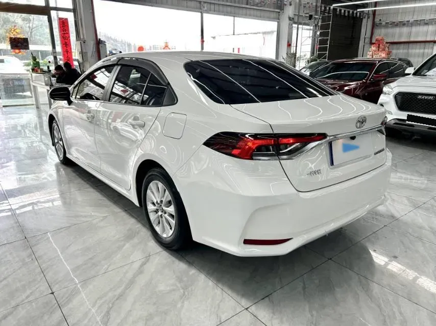 2021 Toyota Corolla 1.2T 116HP L4 CVT,autocango,china used car exporter,china ev exporter,chinese used car exporter,chinese used ev exporter