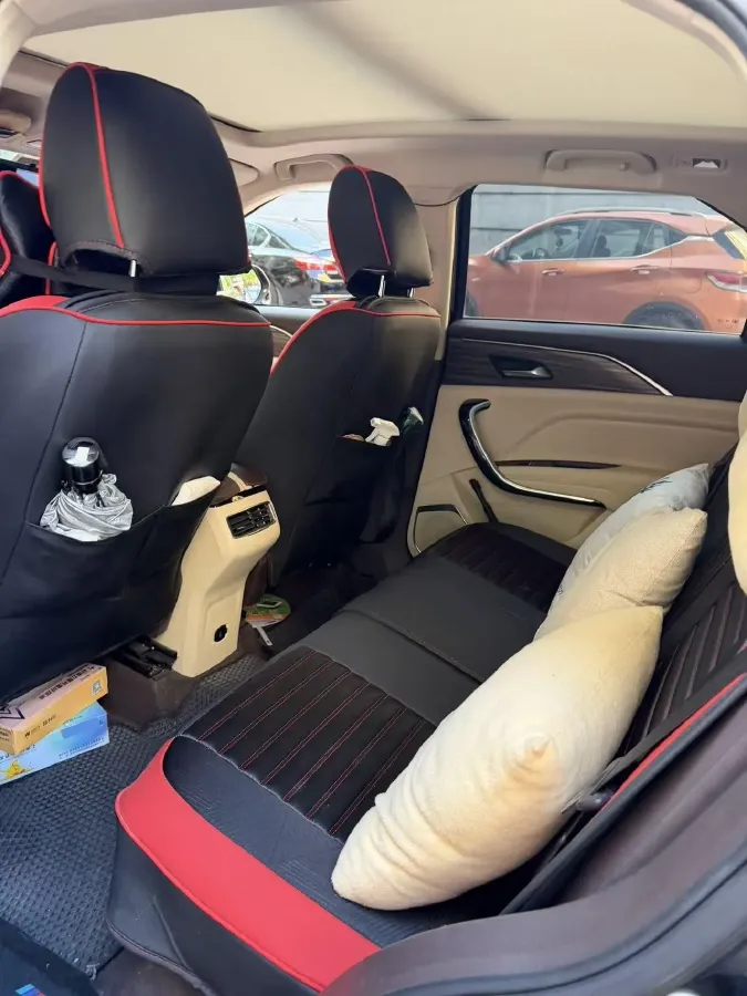 2021 Bestune T77 1.5T 169HP L4 7DCT,autocango,china used car exporter,china ev exporter,chinese used car exporter,chinese used ev exporter