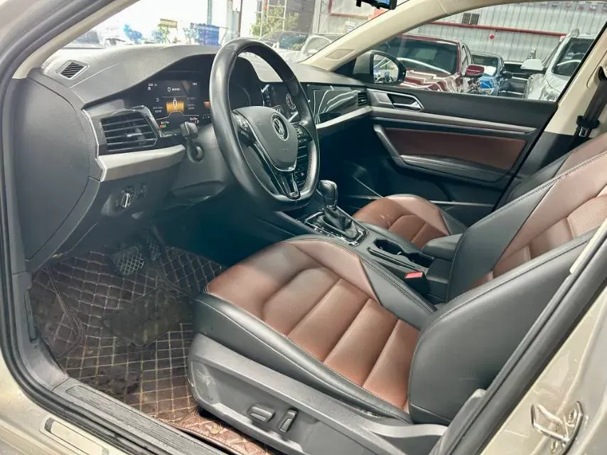 2021 Volkswagen Lavida 1.4T 150HP L4 7DCT,autocango,china used car exporter,china ev exporter,chinese used car exporter,chinese used ev exporter