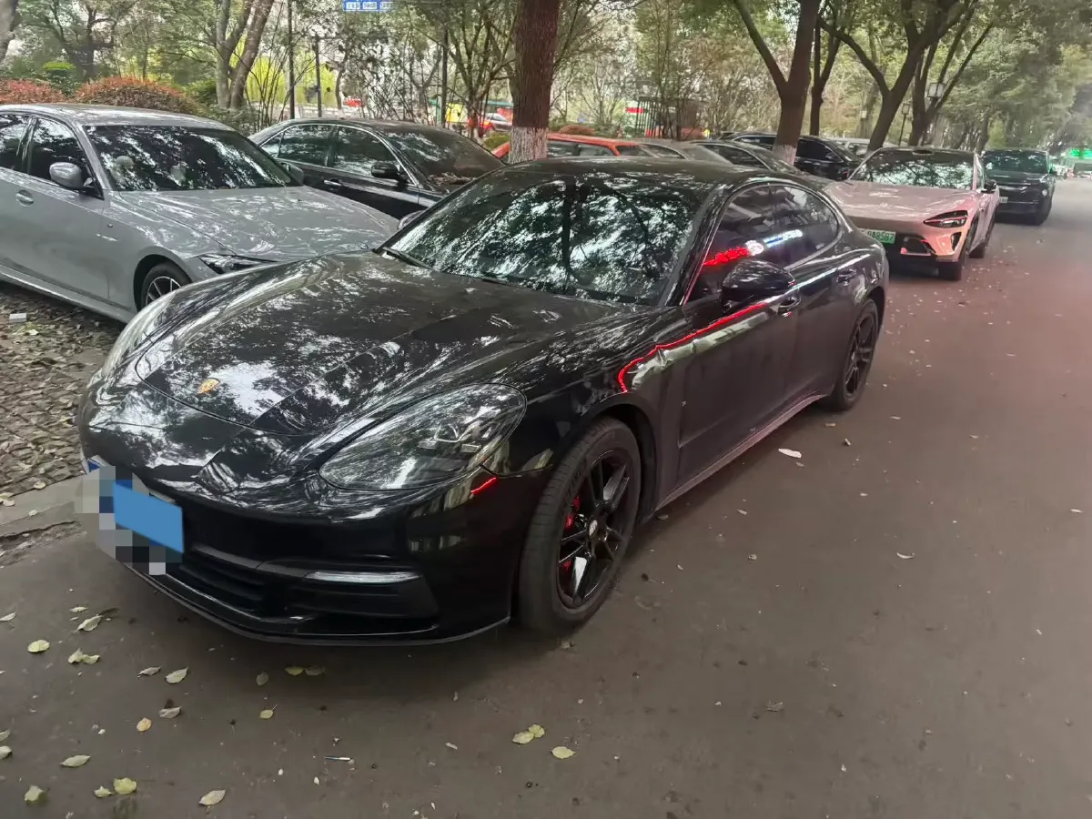 2017 BMW X6 3.0T 306HP L6 8AT,autocango,china used car exporter,china ev exporter,chinese used car exporter,chinese used ev exporter