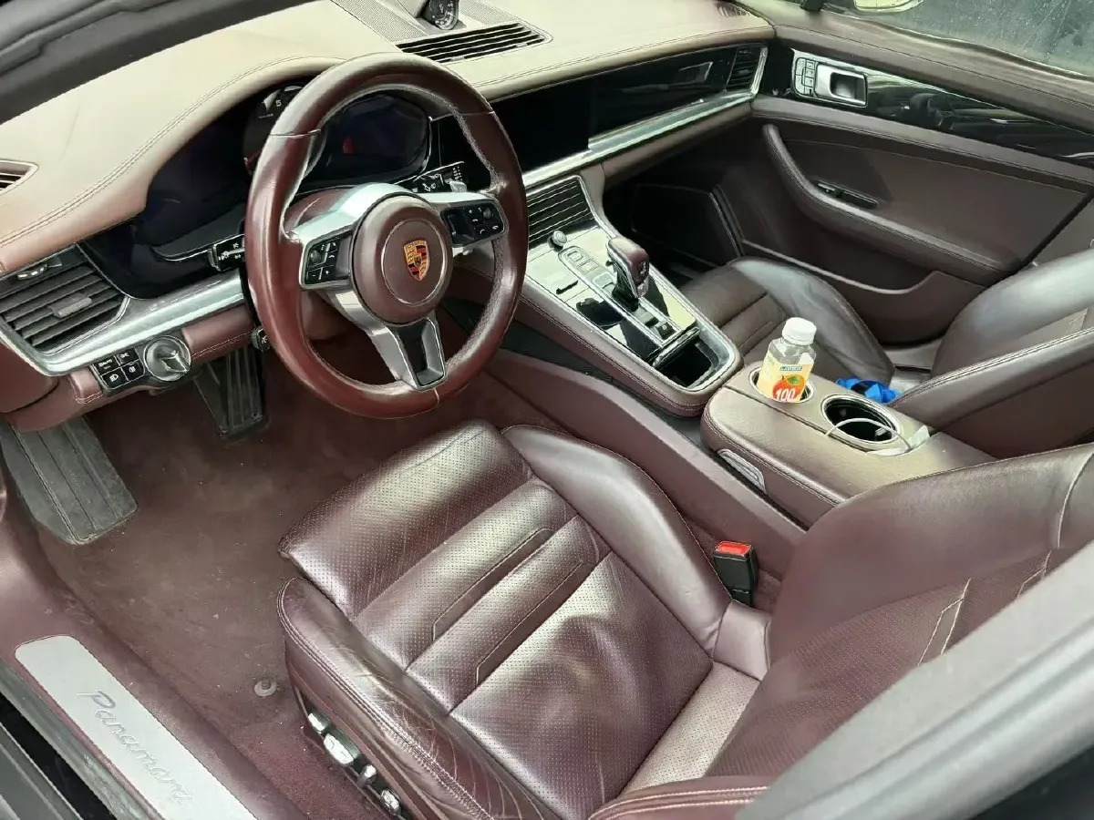 2017 BMW X6 3.0T 306HP L6 8AT,autocango,china used car exporter,china ev exporter,chinese used car exporter,chinese used ev exporter