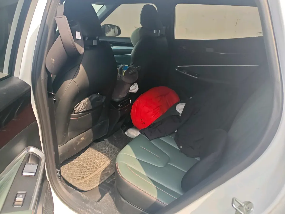 2024 Geely Azkarra 1.5T 181HP L4 7DCT,autocango,china used car exporter,china ev exporter,chinese used car exporter,chinese used ev exporter