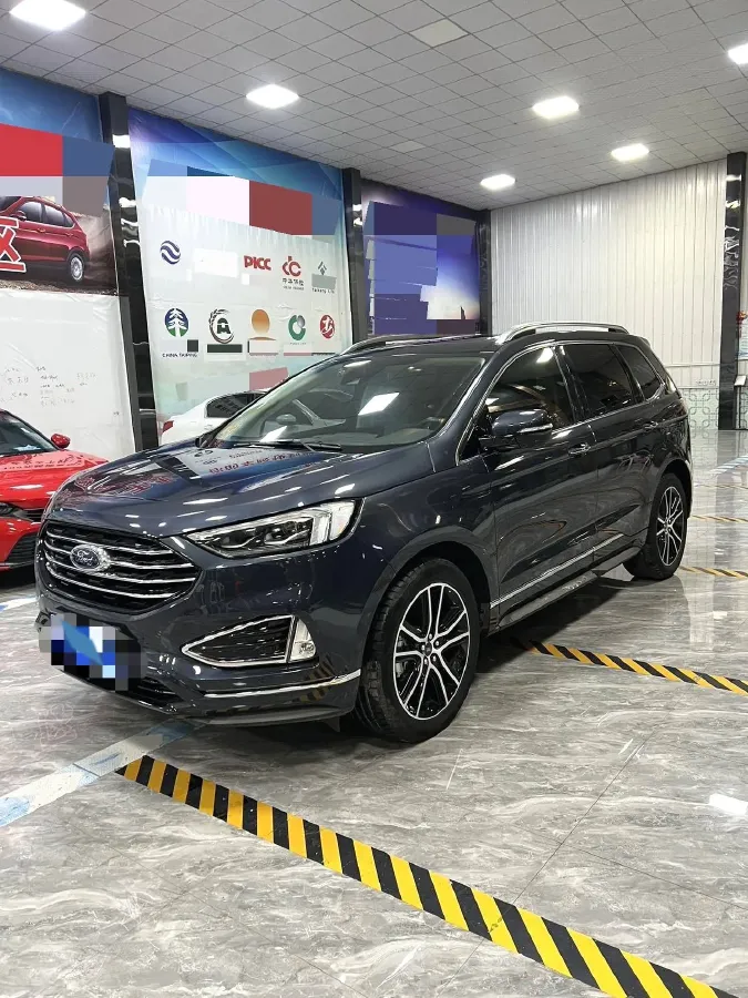 2020 Ford Edge 2.0T 245HP L4 8AT,autocango,china used car exporter,china ev exporter,chinese used car exporter,chinese used ev exporter