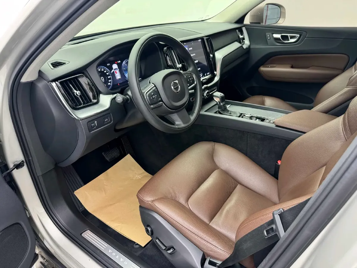 2019 Jeep Wrangler 2.0T 266HP L4 8AT,autocango,china used car exporter,china ev exporter,chinese used car exporter,chinese used ev exporter