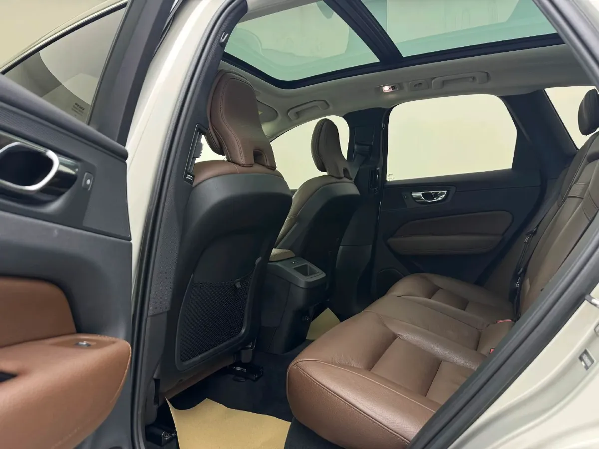 2019 Jeep Wrangler 2.0T 266HP L4 8AT,autocango,china used car exporter,china ev exporter,chinese used car exporter,chinese used ev exporter