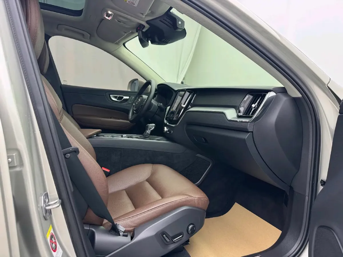 2019 Jeep Wrangler 2.0T 266HP L4 8AT,autocango,china used car exporter,china ev exporter,chinese used car exporter,chinese used ev exporter