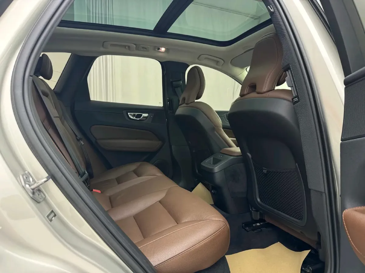 2019 Jeep Wrangler 2.0T 266HP L4 8AT,autocango,china used car exporter,china ev exporter,chinese used car exporter,chinese used ev exporter