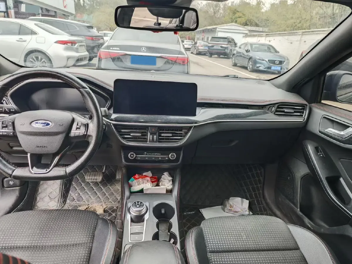 2020 Ford Focus 1.5T 174HP L3 8AT,autocango,china used car exporter,china ev exporter,chinese used car exporter,chinese used ev exporter