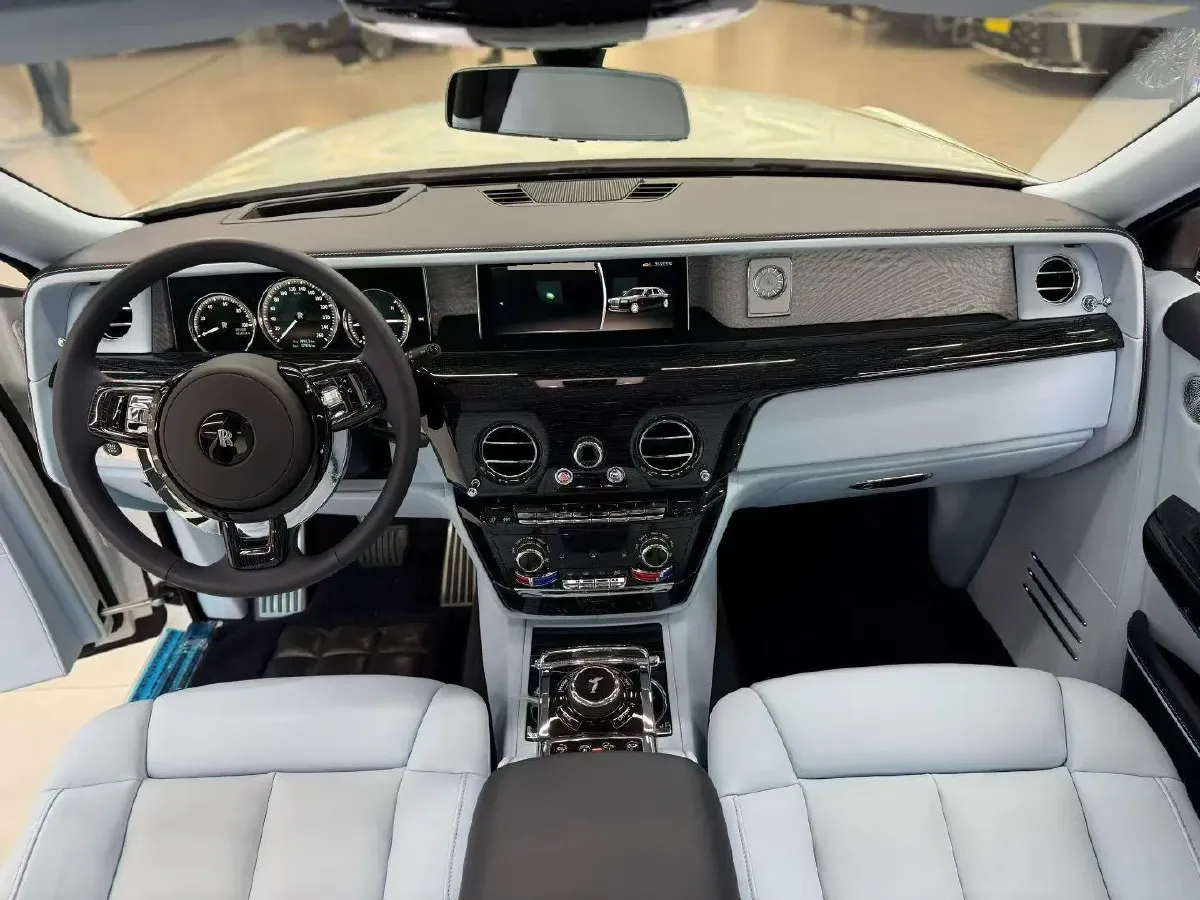 2021 Rolls-Royce Ghost 6.7T 571HP V12 8AT,autocango,china used car exporter,china ev exporter,chinese used car exporter,chinese used ev exporter