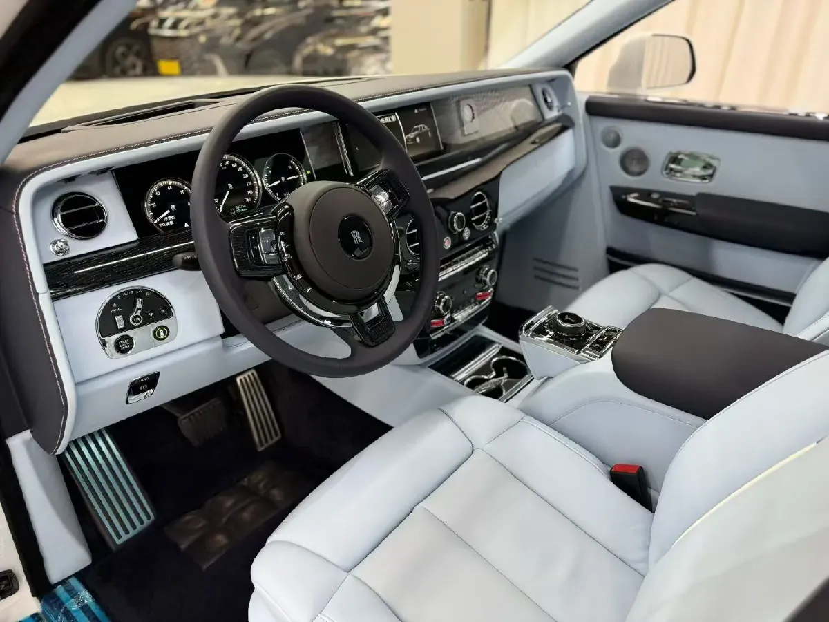 2021 Rolls-Royce Ghost 6.7T 571HP V12 8AT,autocango,china used car exporter,china ev exporter,chinese used car exporter,chinese used ev exporter