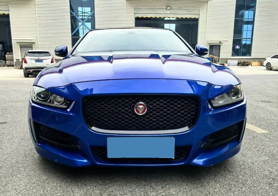2018 Jaguar XE 2.0T 200HP L4 8AT,autocango,china used car exporter,china ev exporter,chinese used car exporter,chinese used ev exporter