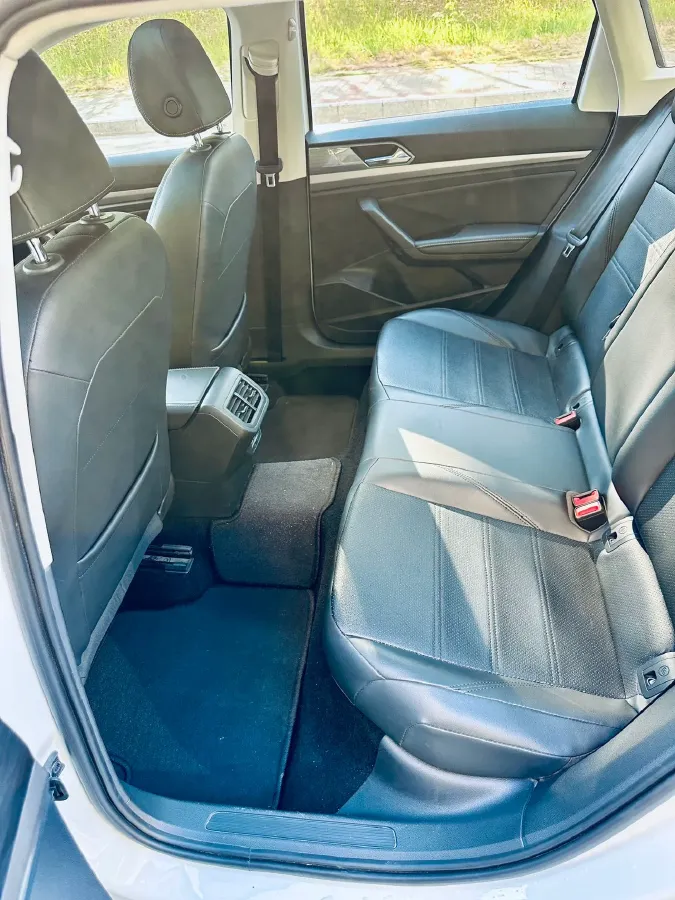 2022 Volkswagen Sagitar 1.2T 116HP L4 7DCT,autocango,china used car exporter,china ev exporter,chinese used car exporter,chinese used ev exporter