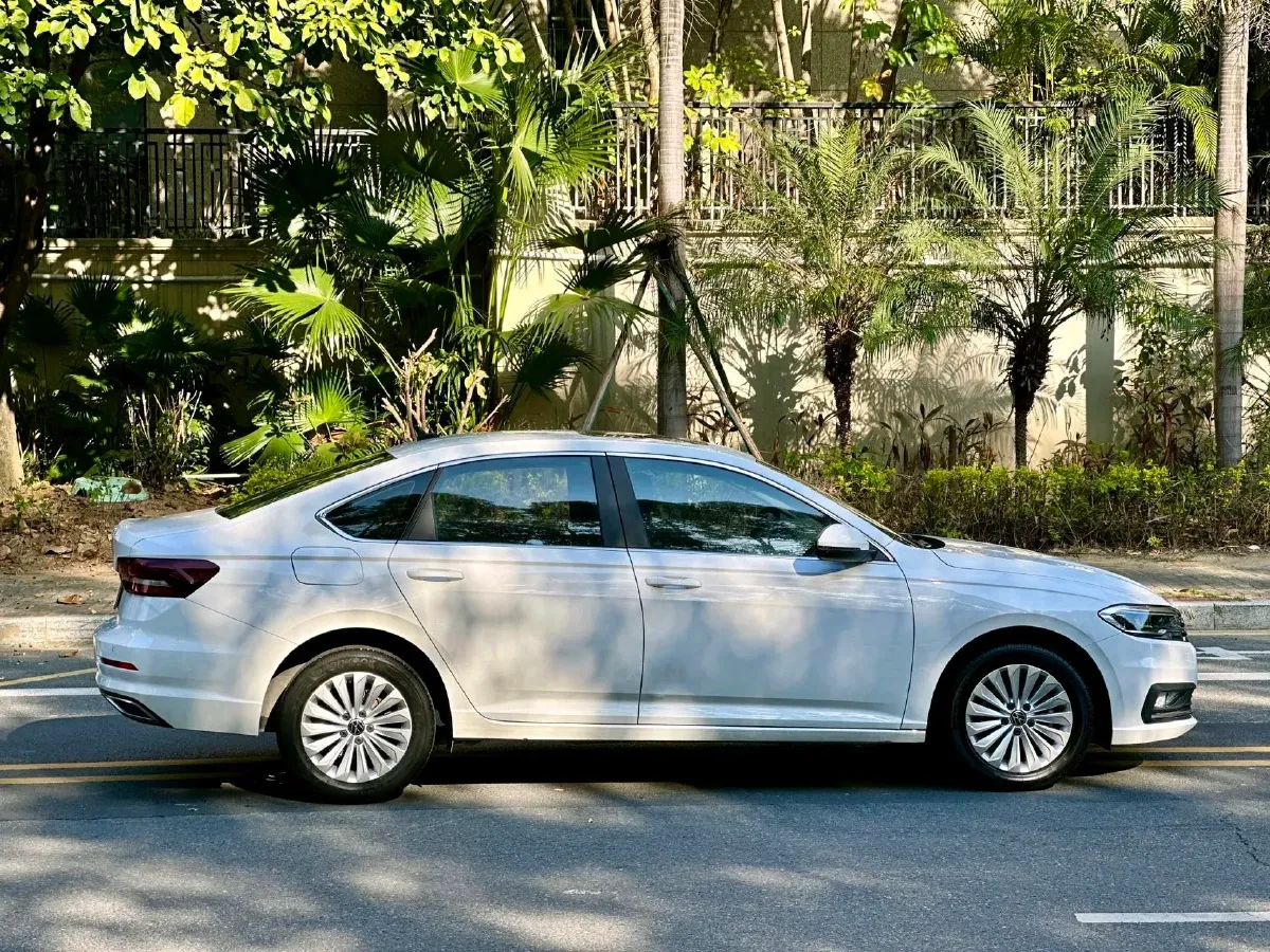 2022 Volkswagen Sagitar 1.2T 116HP L4 7DCT,autocango,china used car exporter,china ev exporter,chinese used car exporter,chinese used ev exporter