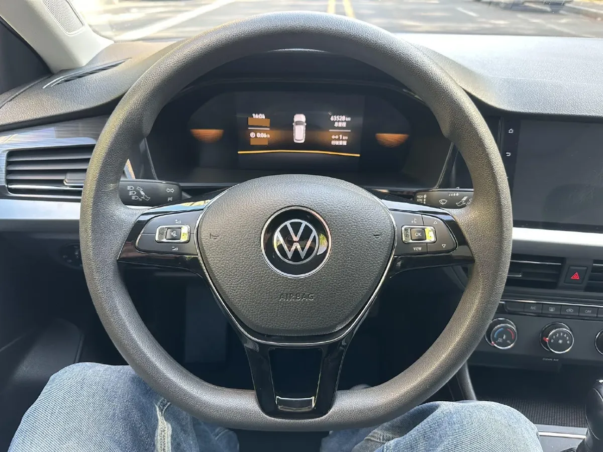 2022 Volkswagen Sagitar 1.2T 116HP L4 7DCT,autocango,china used car exporter,china ev exporter,chinese used car exporter,chinese used ev exporter