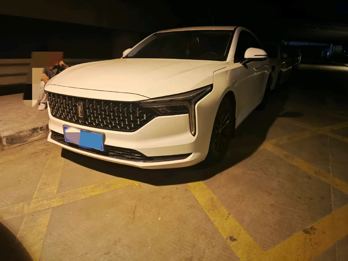 2022 Bestune B70 1.5T 169HP L4 7DCT,autocango,china used car exporter,china ev exporter,chinese used car exporter,chinese used ev exporter