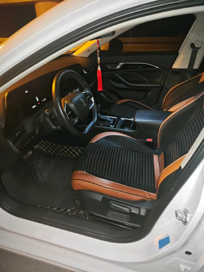 2022 Bestune B70 1.5T 169HP L4 7DCT,autocango,china used car exporter,china ev exporter,chinese used car exporter,chinese used ev exporter