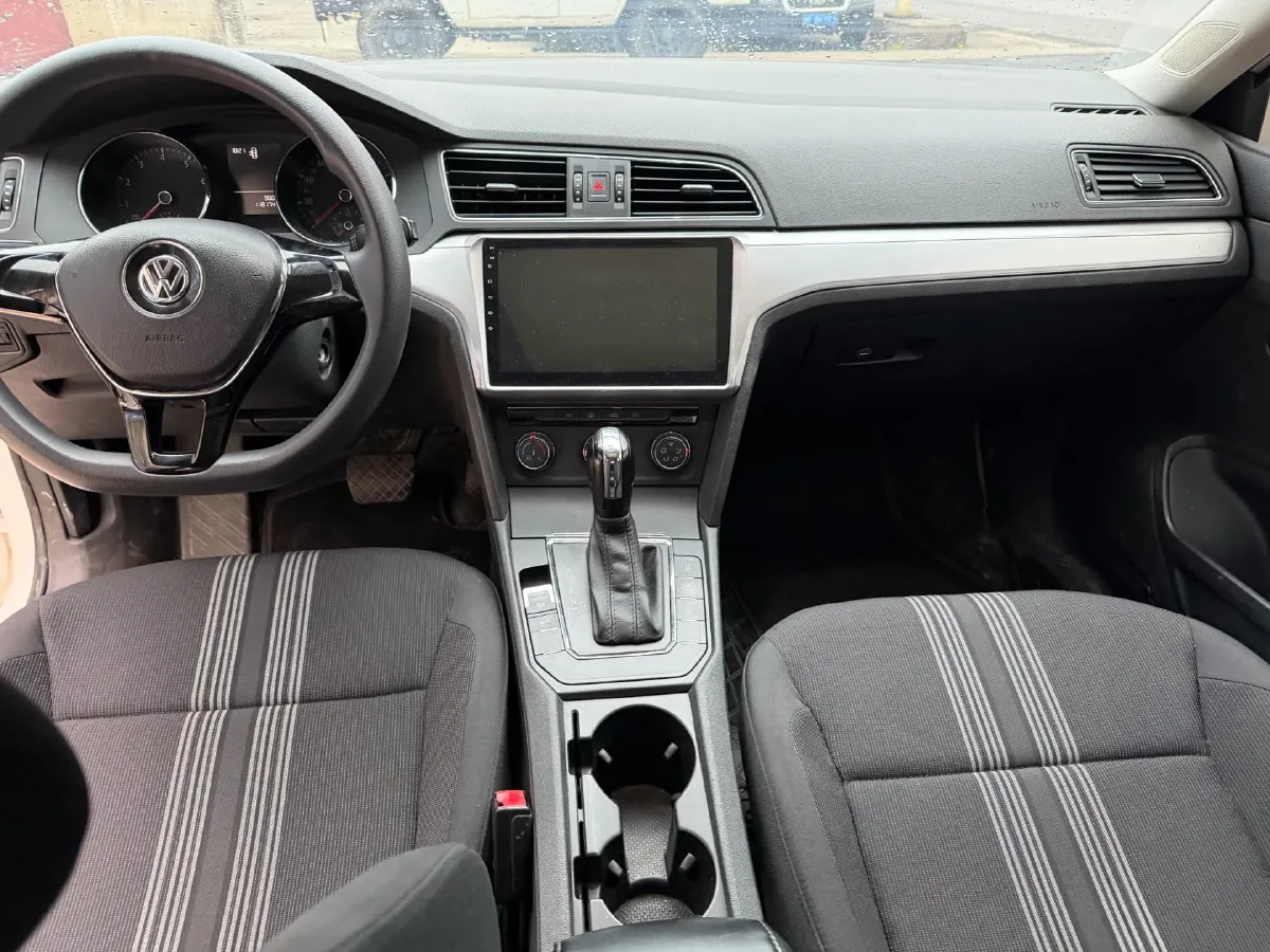 2017 Volkswagen Lamando 1.4T 131HP L4 7DCT,autocango,china used car exporter,china ev exporter,chinese used car exporter,chinese used ev exporter