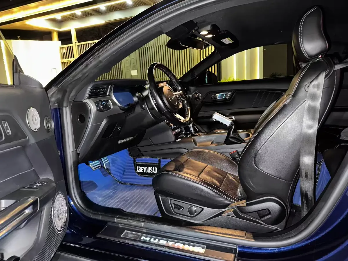 2020 Ford Mustang 2.3T 299HP L4 10AT,autocango,china used car exporter,china ev exporter,chinese used car exporter,chinese used ev exporter