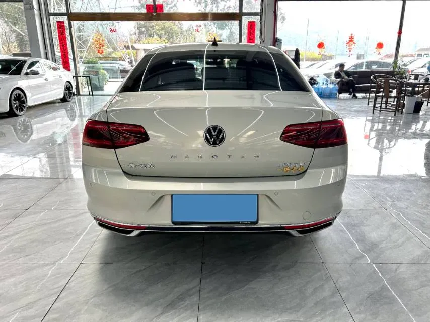 2020 Volkswagen Magotan 2.0T 186HP L4 7DCT,autocango,china used car exporter,china ev exporter,chinese used car exporter,chinese used ev exporter