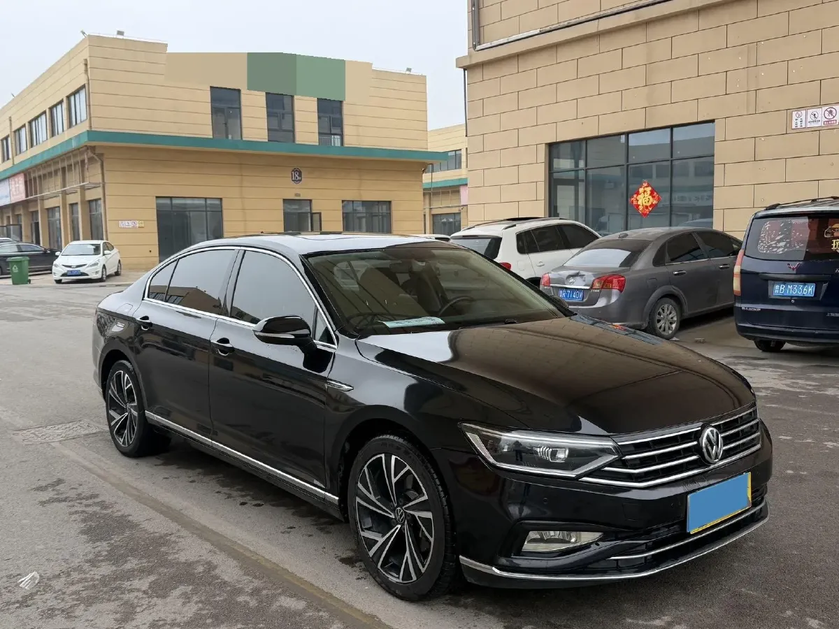 2021 Volkswagen Magotan 2.0T 186HP L4 7DCT,autocango,china used car exporter,china ev exporter,chinese used car exporter,chinese used ev exporter