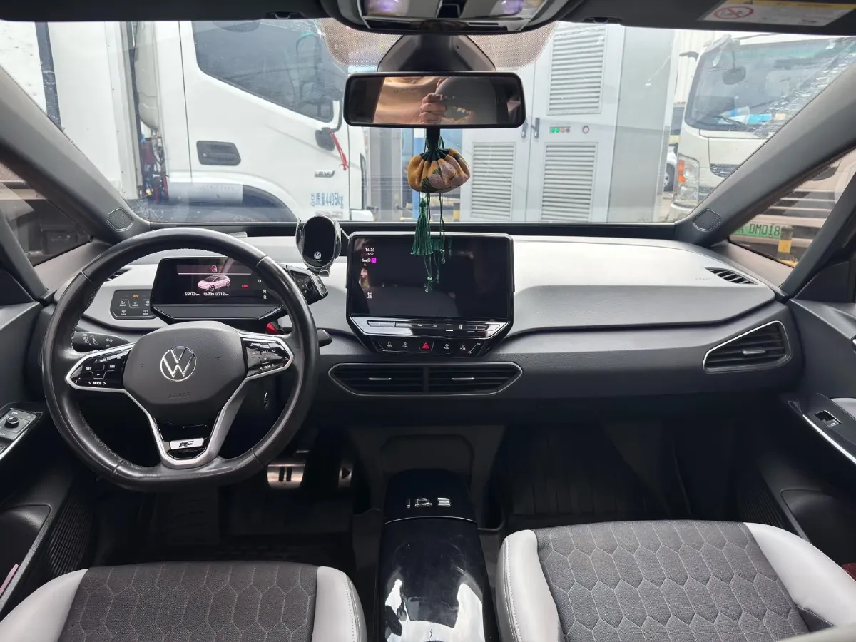 2023 Volkswagen ID.3 BEV 52.8KWH,autocango,china used car exporter,china ev exporter,chinese used car exporter,chinese used ev exporter