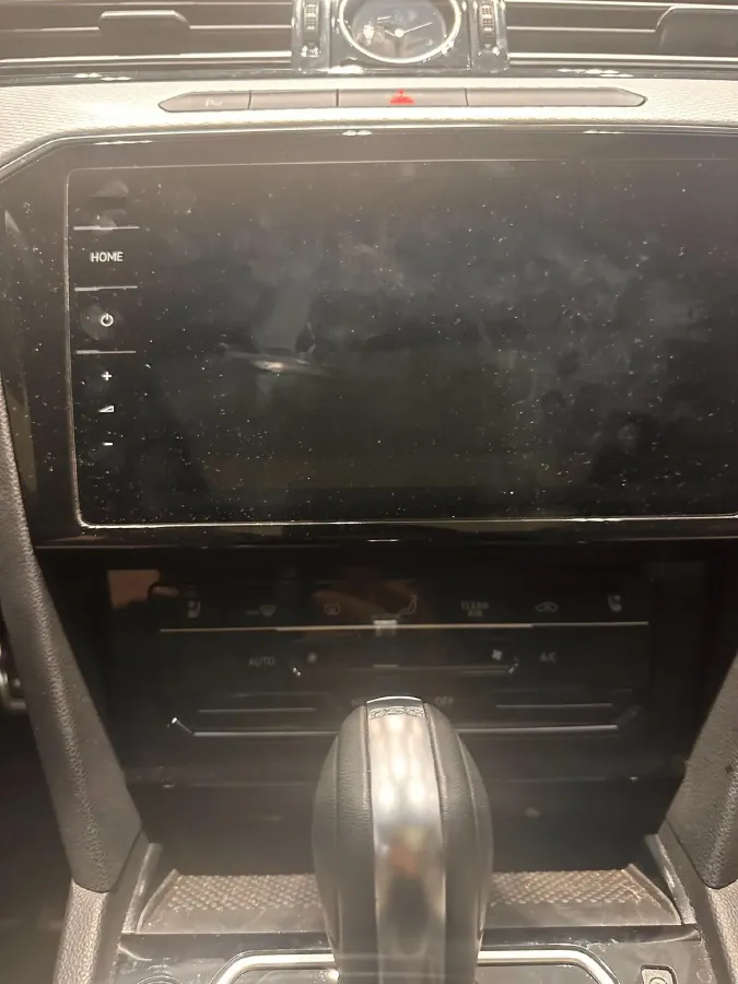 2023 Volkswagen Magotan 2.0T 186HP L4 7DCT,autocango,china used car exporter,china ev exporter,chinese used car exporter,chinese used ev exporter