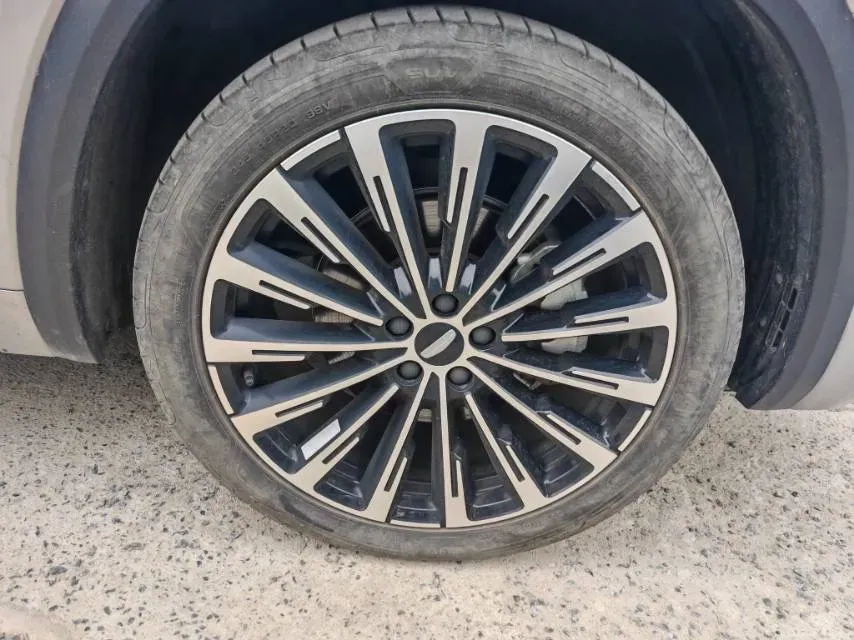 2024 Geely Monjaro 1.5T 163HP L4 3DHT Hybrid,autocango,china used car exporter,china ev exporter,chinese used car exporter,chinese used ev exporter