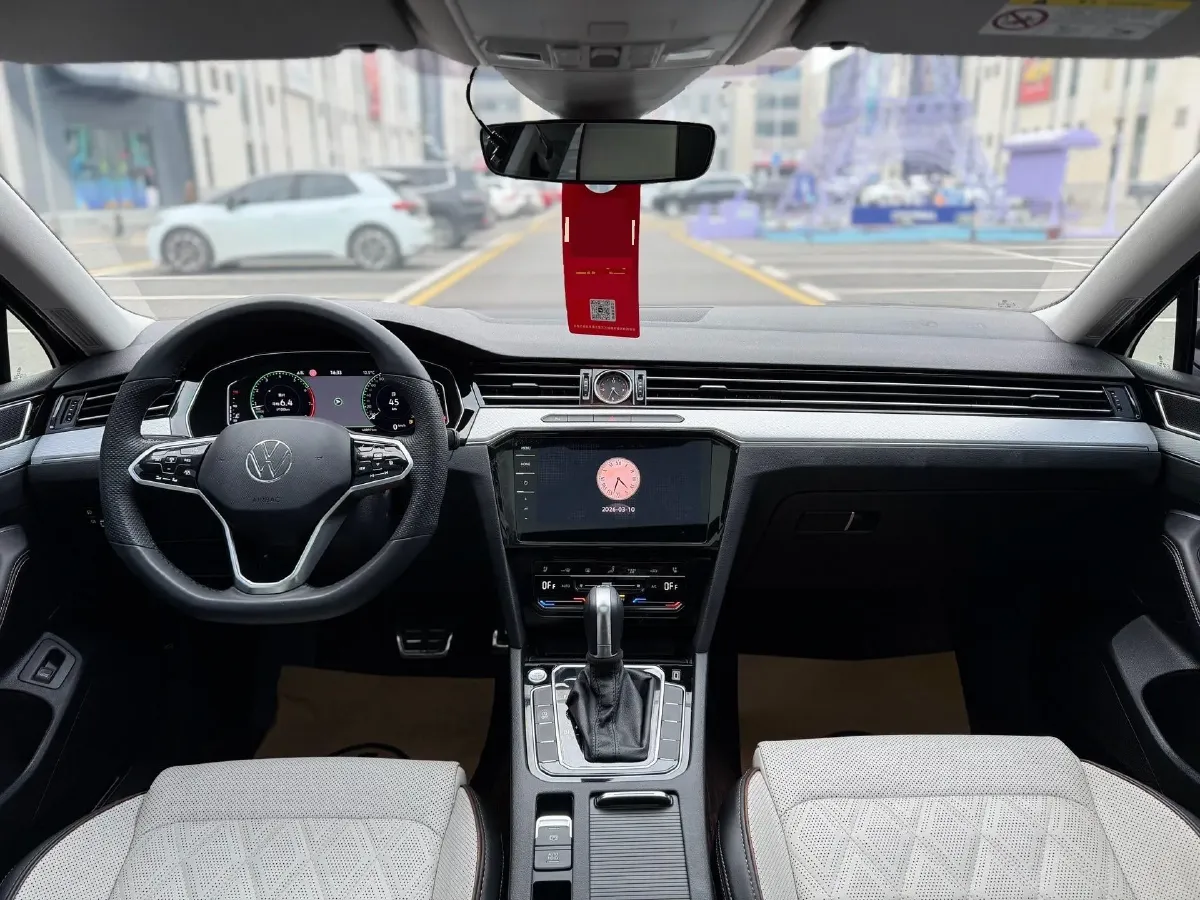 2023 Volkswagen Magotan 2.0T 186HP L4 7DCT,autocango,china used car exporter,china ev exporter,chinese used car exporter,chinese used ev exporter