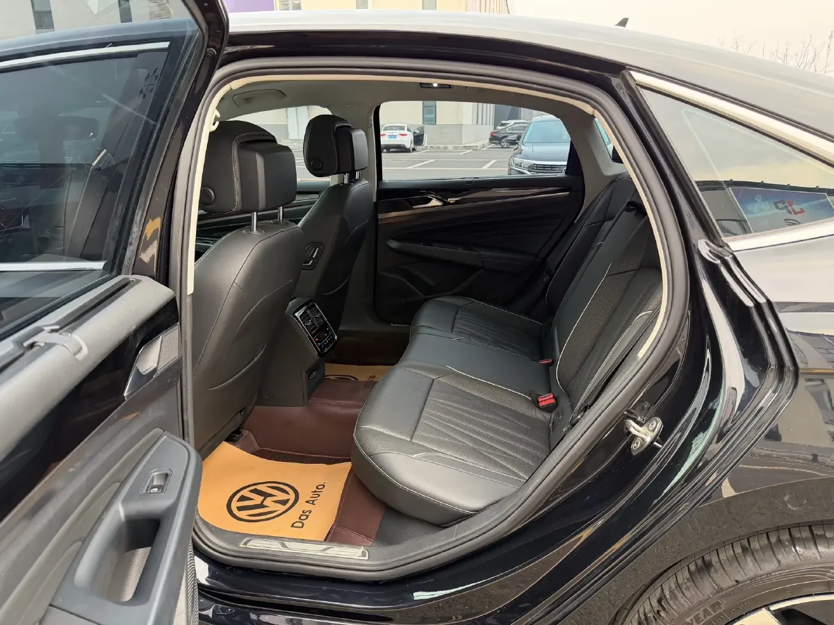 2022 Tesla Model 3 BEV 60KWH,autocango,china used car exporter,china ev exporter,chinese used car exporter,chinese used ev exporter