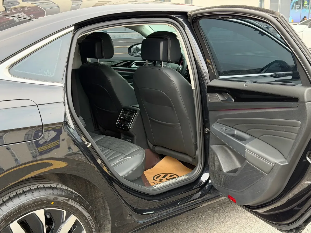 2022 Tesla Model 3 BEV 60KWH,autocango,china used car exporter,china ev exporter,chinese used car exporter,chinese used ev exporter