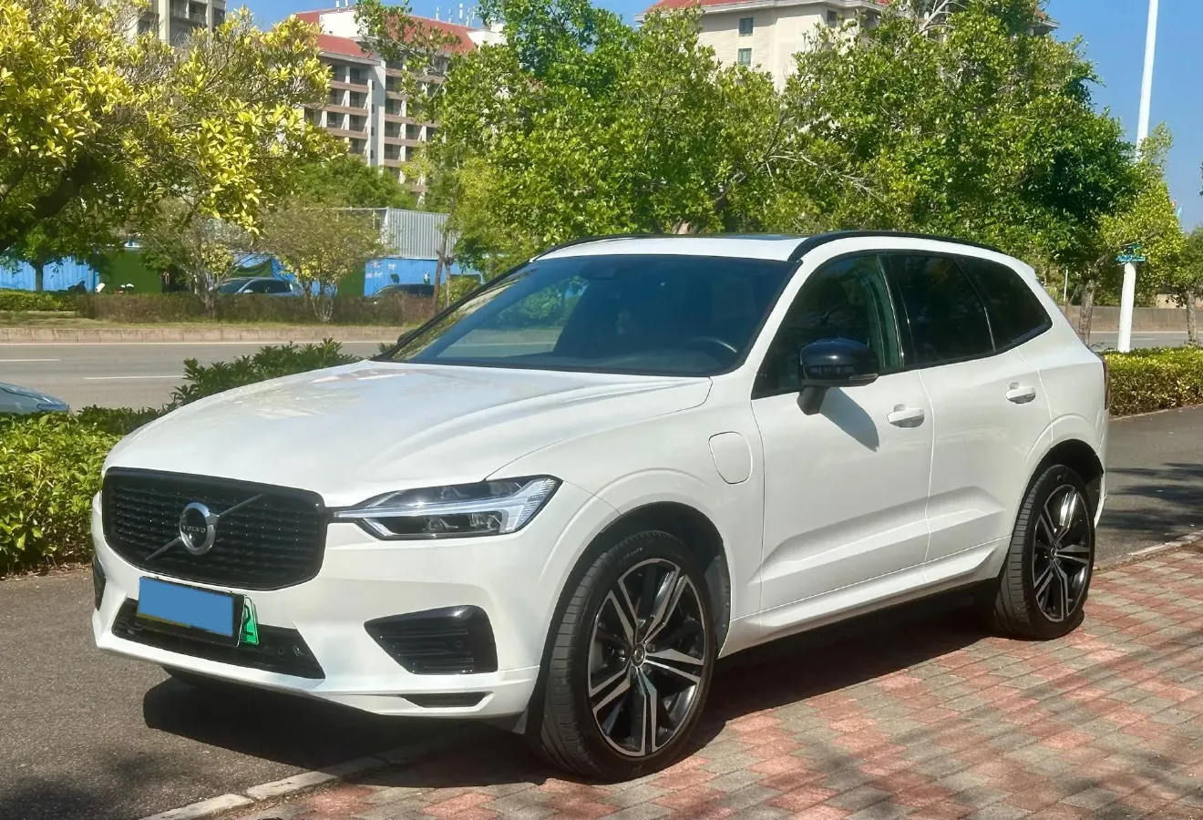 2021 Volvo XC60 PHEV 2.0T 303HP L4 8AT PHEV 11.6KWH,autocango,china used car exporter,china ev exporter,chinese used car exporter,chinese used ev exporter