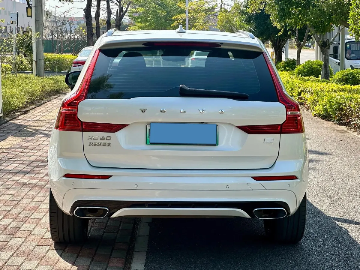 2021 Volvo XC60 PHEV 2.0T 303HP L4 8AT PHEV 11.6KWH,autocango,china used car exporter,china ev exporter,chinese used car exporter,chinese used ev exporter