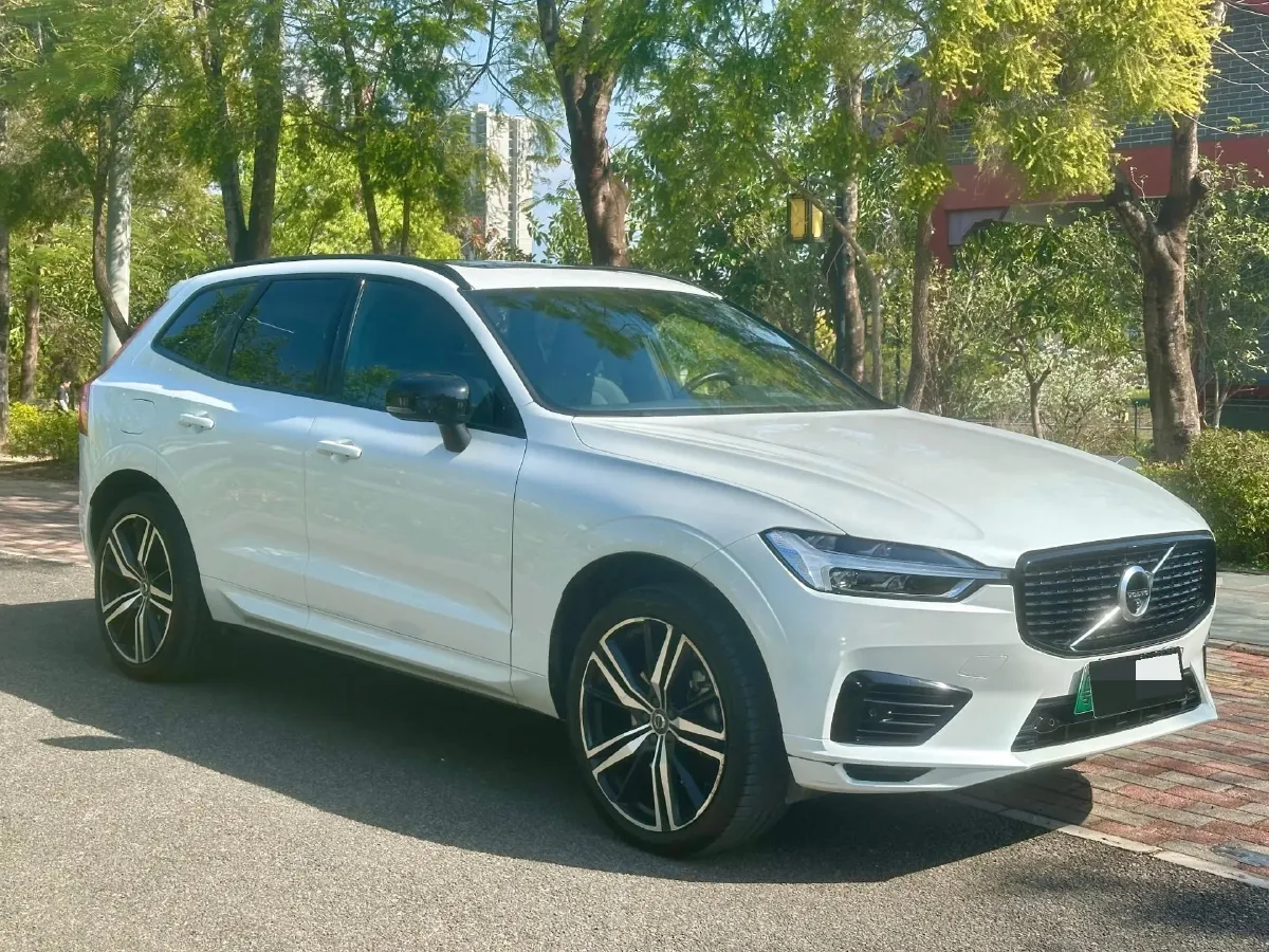 2021 Volvo XC60 PHEV 2.0T 303HP L4 8AT PHEV 11.6KWH,autocango,china used car exporter,china ev exporter,chinese used car exporter,chinese used ev exporter
