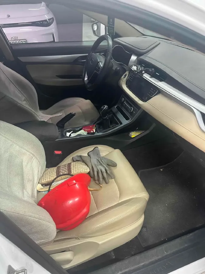 2018 Geely Emgrand 1.5L 109HP L4 5MT,autocango,china used car exporter,china ev exporter,chinese used car exporter,chinese used ev exporter