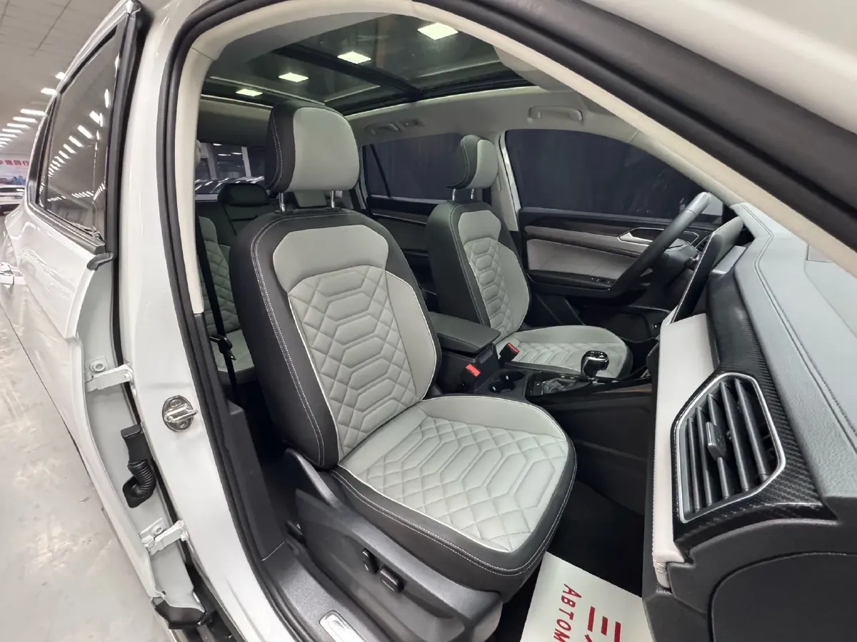 2023 Volkswagen Tayron 1.4T 150HP L4 7DCT,autocango,china used car exporter,china ev exporter,chinese used car exporter,chinese used ev exporter