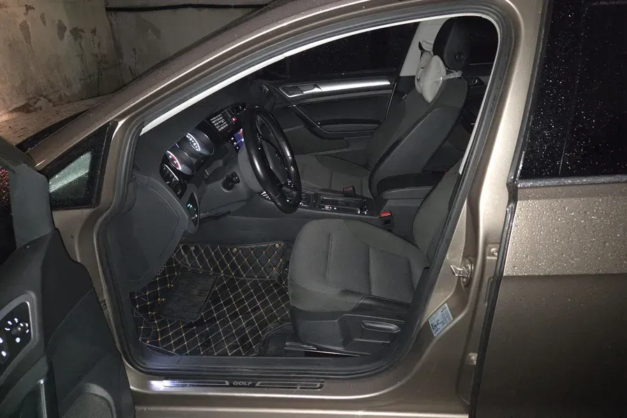 2020 Volkswagen Golf 1.4T 150HP L4 7DCT,autocango,china used car exporter,china ev exporter,chinese used car exporter,chinese used ev exporter