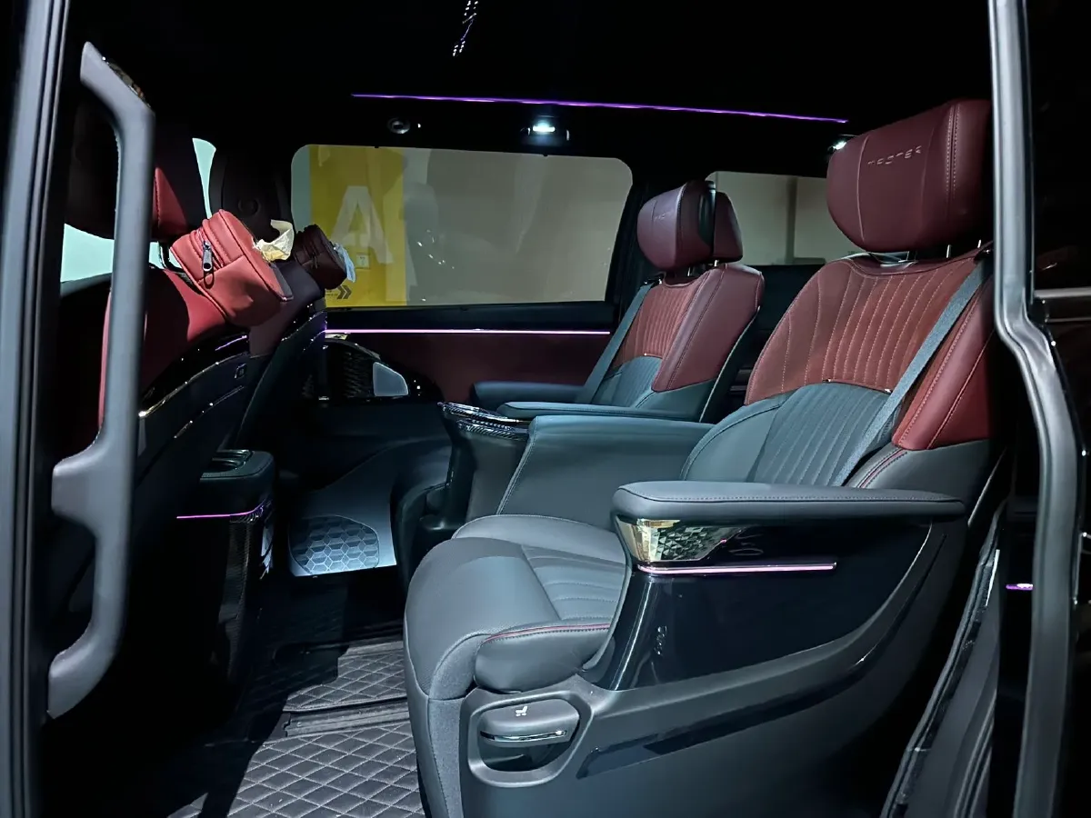 2025 GAC Trumpchi M8 2.0T 190HP L4 2DHT Hybrid,autocango,china used car exporter,china ev exporter,chinese used car exporter,chinese used ev exporter