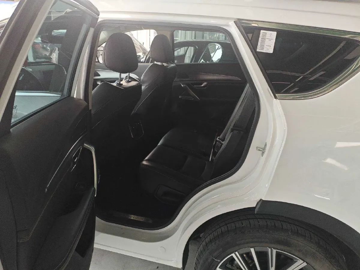 2023 Jetour X70 Plus 1.5T 156HP L4 CVT,autocango,china used car exporter,china ev exporter,chinese used car exporter,chinese used ev exporter