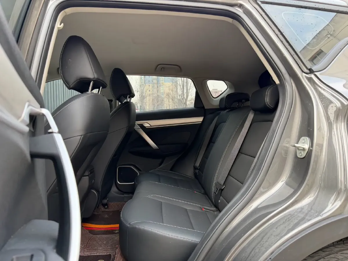 2025 Geely Coolray 1.5L 126HP L4 CVT,autocango,china used car exporter,china ev exporter,chinese used car exporter,chinese used ev exporter