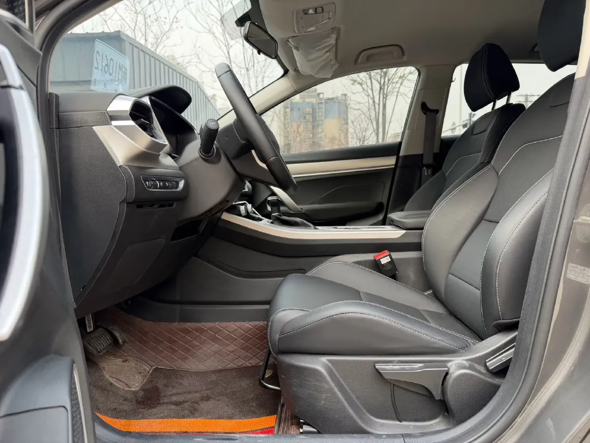 2025 Geely Coolray 1.5L 126HP L4 CVT,autocango,china used car exporter,china ev exporter,chinese used car exporter,chinese used ev exporter