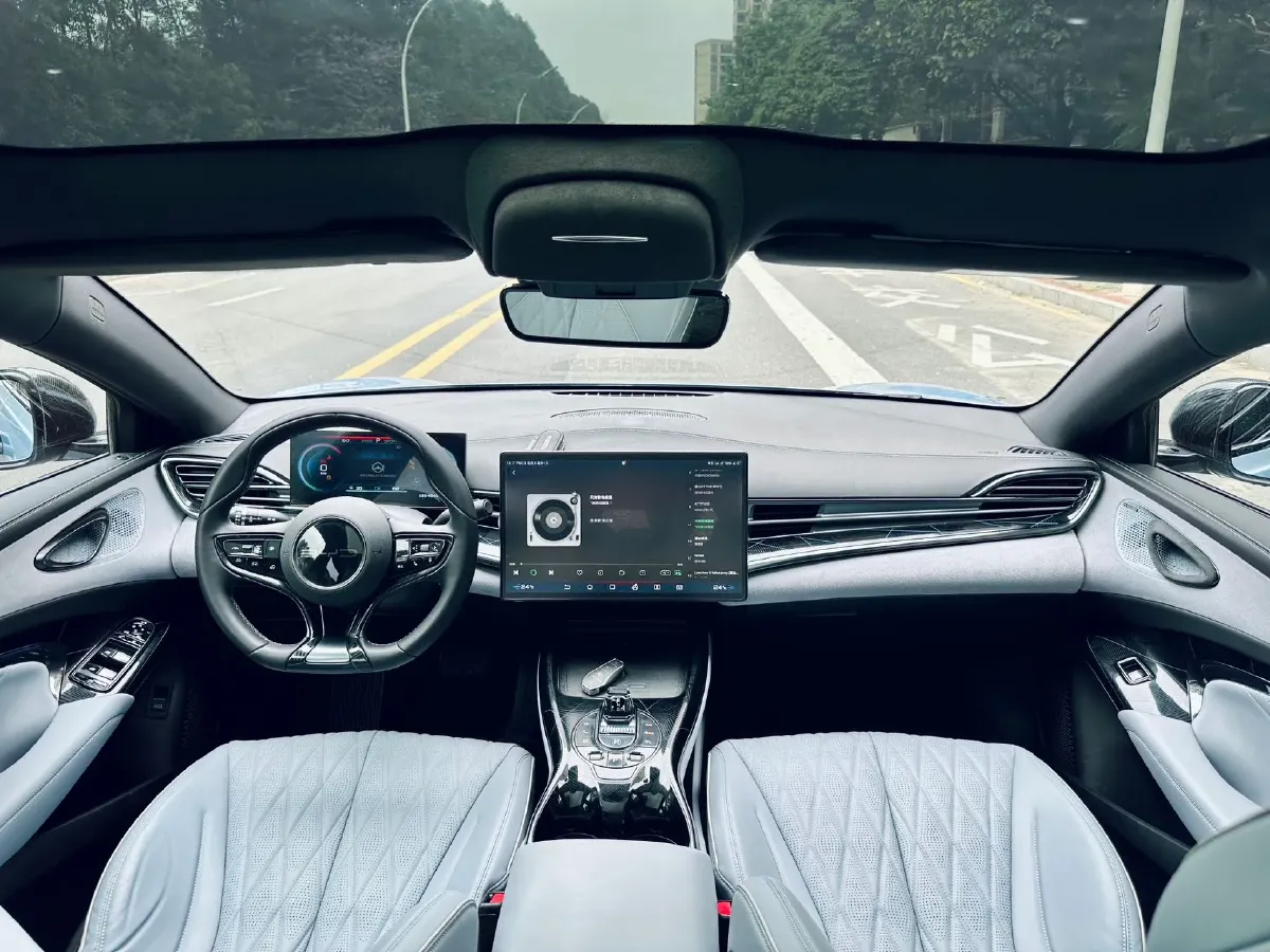 2022 MAXUS DaJia 5 BEV 70KWH,autocango,china used car exporter,china ev exporter,chinese used car exporter,chinese used ev exporter