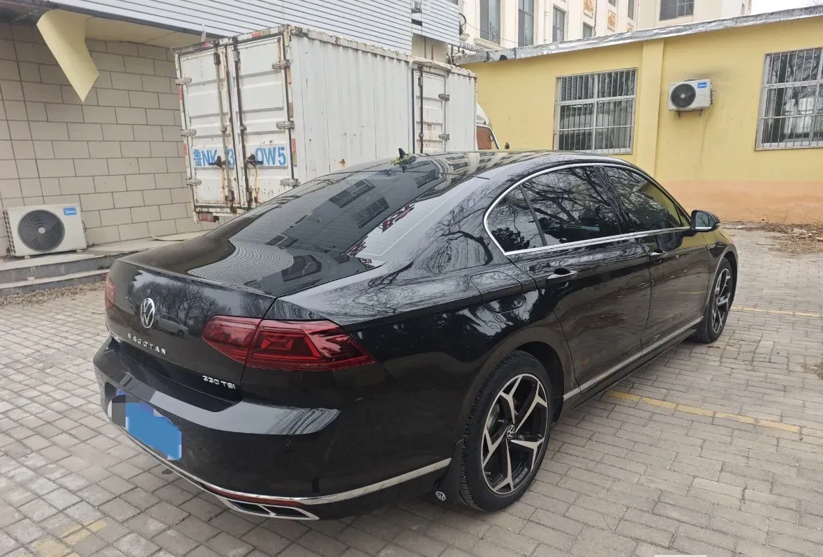 2024 Volkswagen Magotan 2.0T 186HP L4 7DCT,autocango,china used car exporter,china ev exporter,chinese used car exporter,chinese used ev exporter