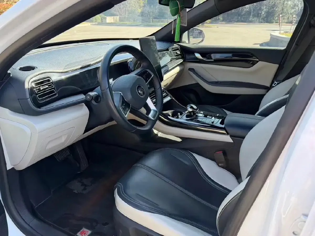 2021 Haval F7 1.5T 169HP L4 7DCT,autocango,china used car exporter,china ev exporter,chinese used car exporter,chinese used ev exporter